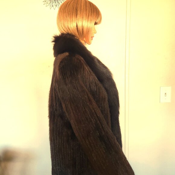 #686 Mink/fox fur coat - Picture 4 of 5